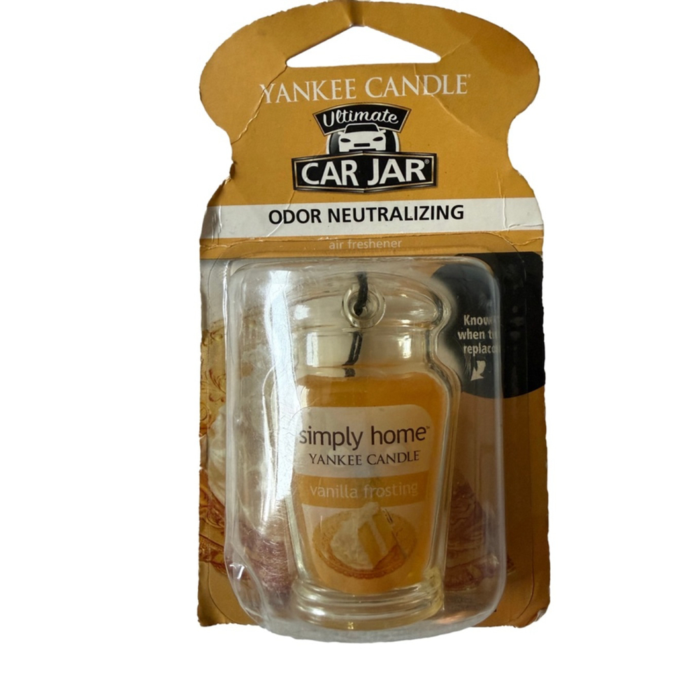 NWT YANKEE CANDLE Car Jar Ultimate Vanilla Frosting air freshener